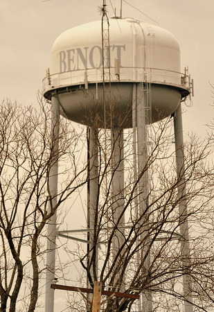 Benoit Water Tower