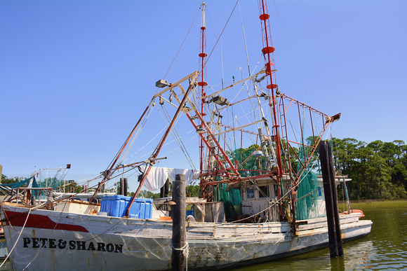 The "Pete & Sharon" in the OS harbor