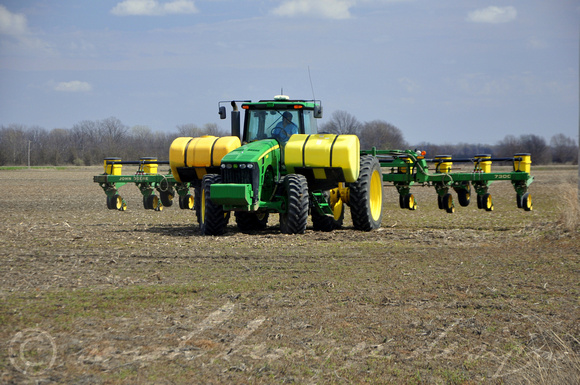 Sarah Beaugez Photography-Planting Corn 3