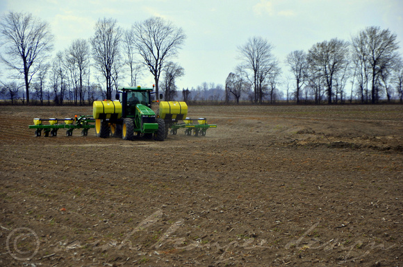 Sarah Beaugez Photography-Planting Corn 15